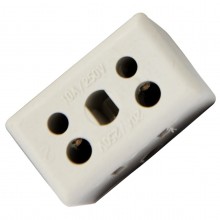 Adaptador tomada NBR para simples